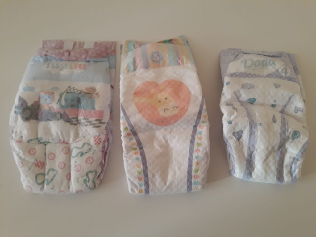 pampers pieluchoamjtki duże