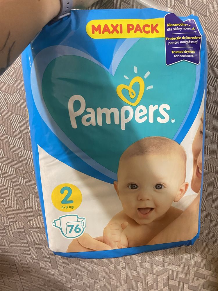 mega box pieluchomajtki pampers carrefour